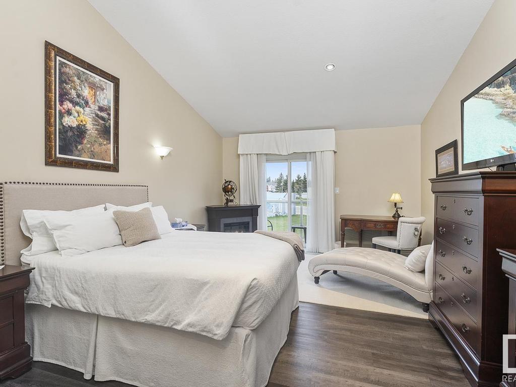 












805 Lakeshore Drive

,
Cold Lake,




AB
T9M 1H7

