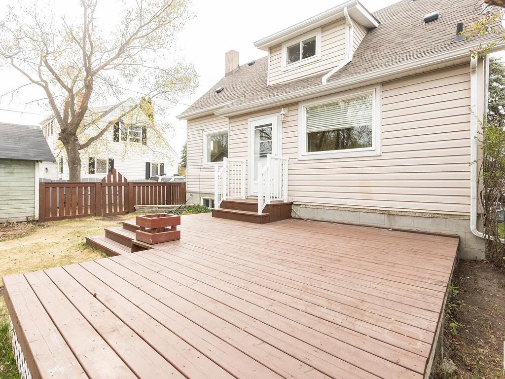 












9839 105 Street

,
Westlock,




AB
T7P 1S8

