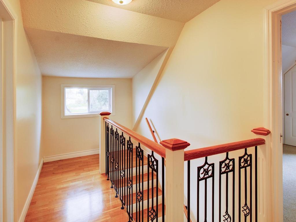












9839 105 Street

,
Westlock,




AB
T7P 1S8

