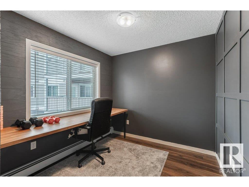 












243 1818 RUTHERFORD Road

,
Edmonton,




AB
T6W 2K6

