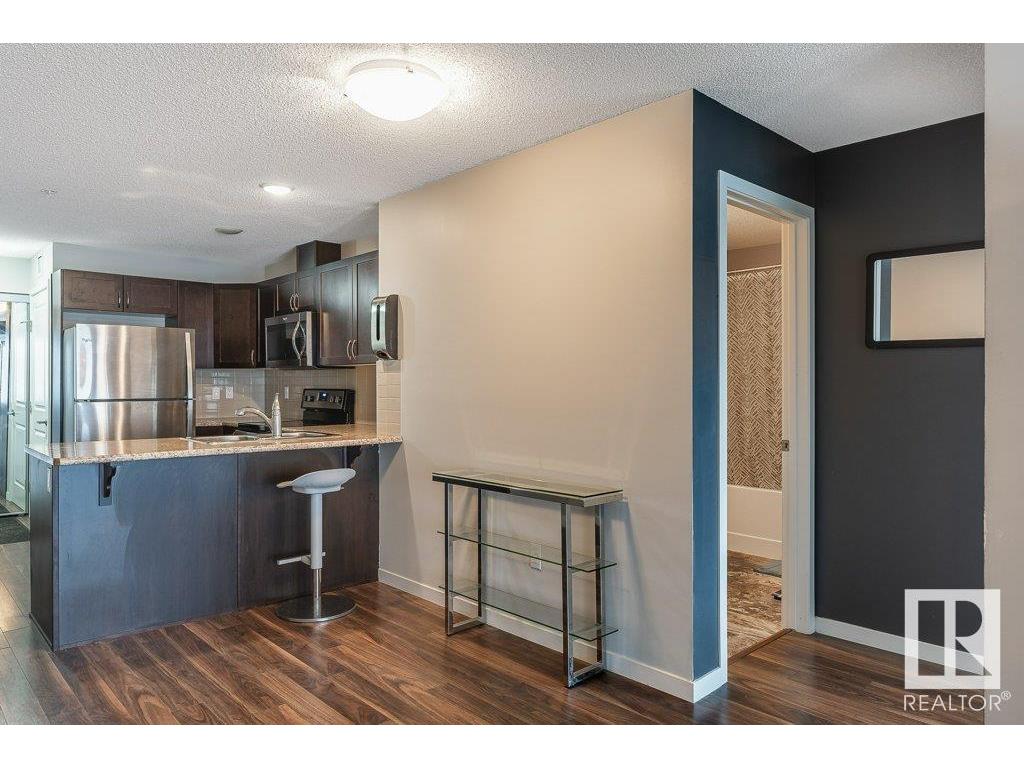 












243 1818 RUTHERFORD Road

,
Edmonton,




AB
T6W 2K6

