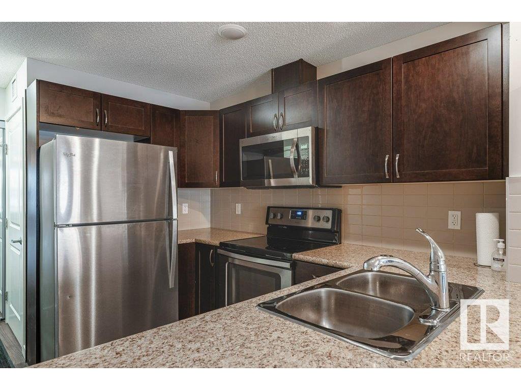 












243 1818 RUTHERFORD Road

,
Edmonton,




AB
T6W 2K6

