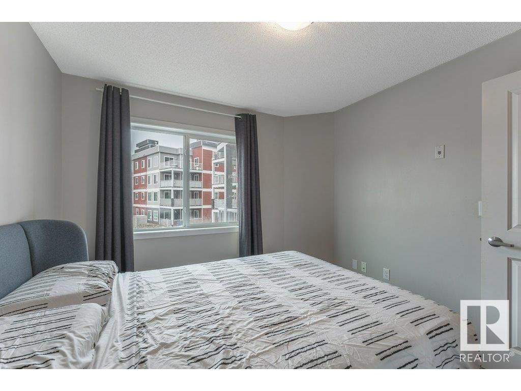 












243 1818 RUTHERFORD Road

,
Edmonton,




AB
T6W 2K6

