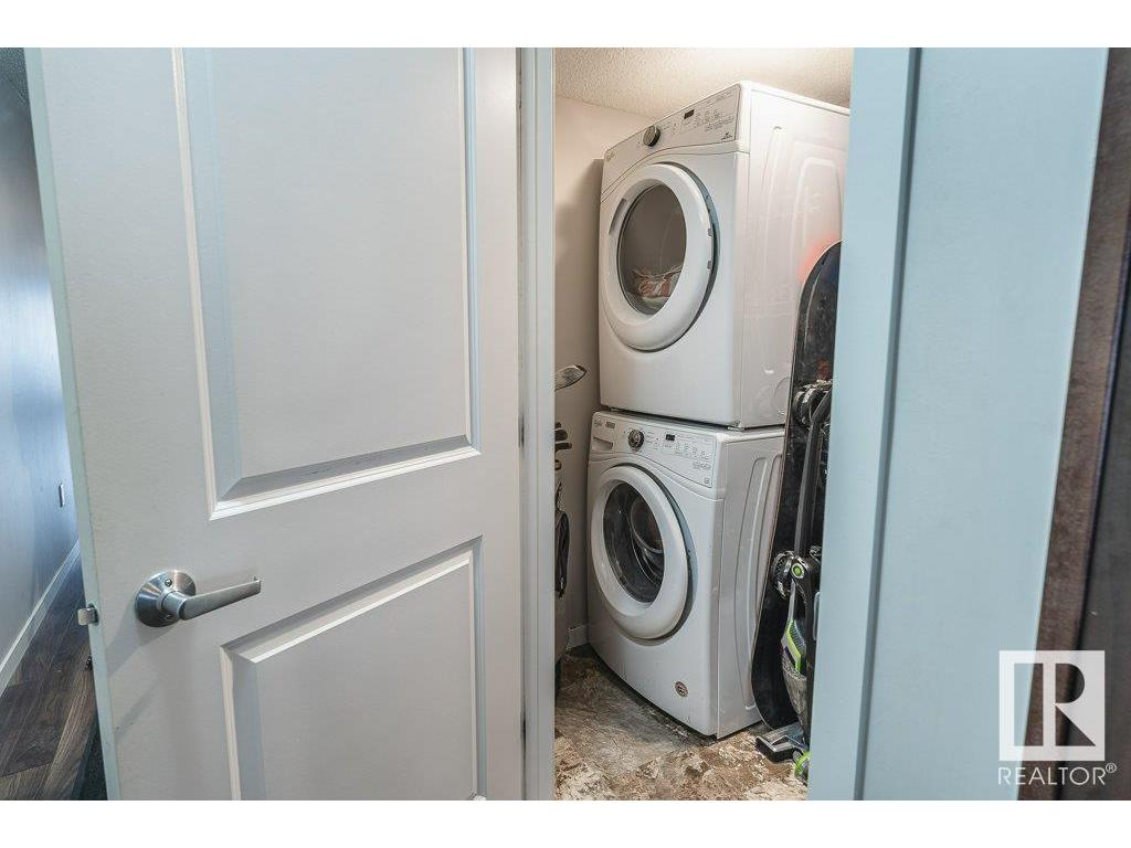 












243 1818 RUTHERFORD Road

,
Edmonton,




AB
T6W 2K6

