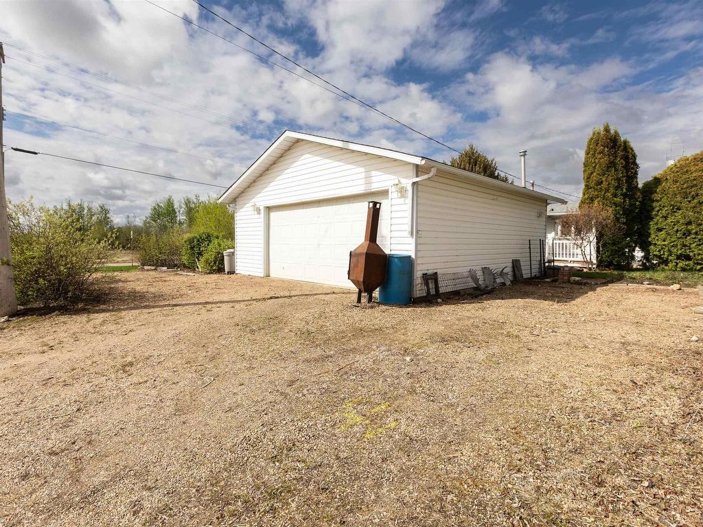 












4703 48 Street

,
Clyde,




AB
T0G 0P0

