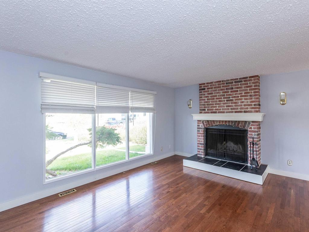 












4703 48 Street

,
Clyde,




AB
T0G 0P0

