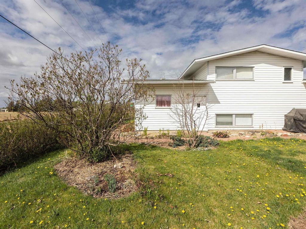 












4703 48 Street

,
Clyde,




AB
T0G 0P0

