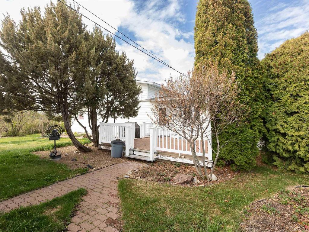 












4703 48 Street

,
Clyde,




AB
T0G 0P0

