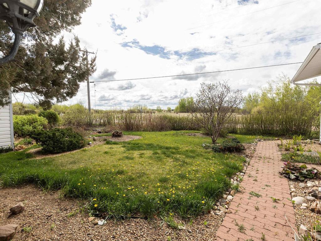 












4703 48 Street

,
Clyde,




AB
T0G 0P0

