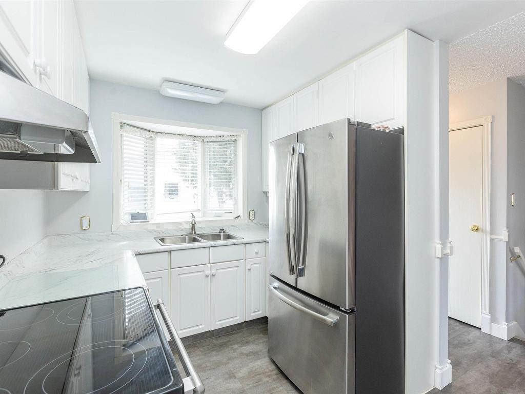 












4703 48 Street

,
Clyde,




AB
T0G 0P0

