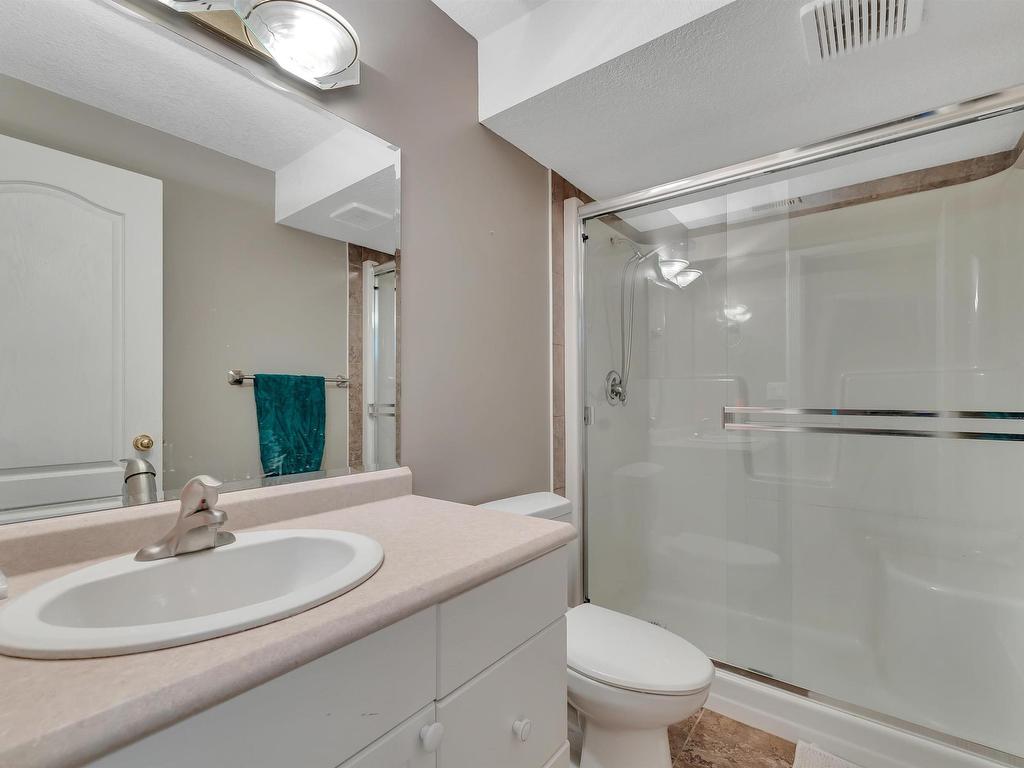 












5 BRIDGEPORT Wynd

,
Leduc,




AB
T9E 8B2

