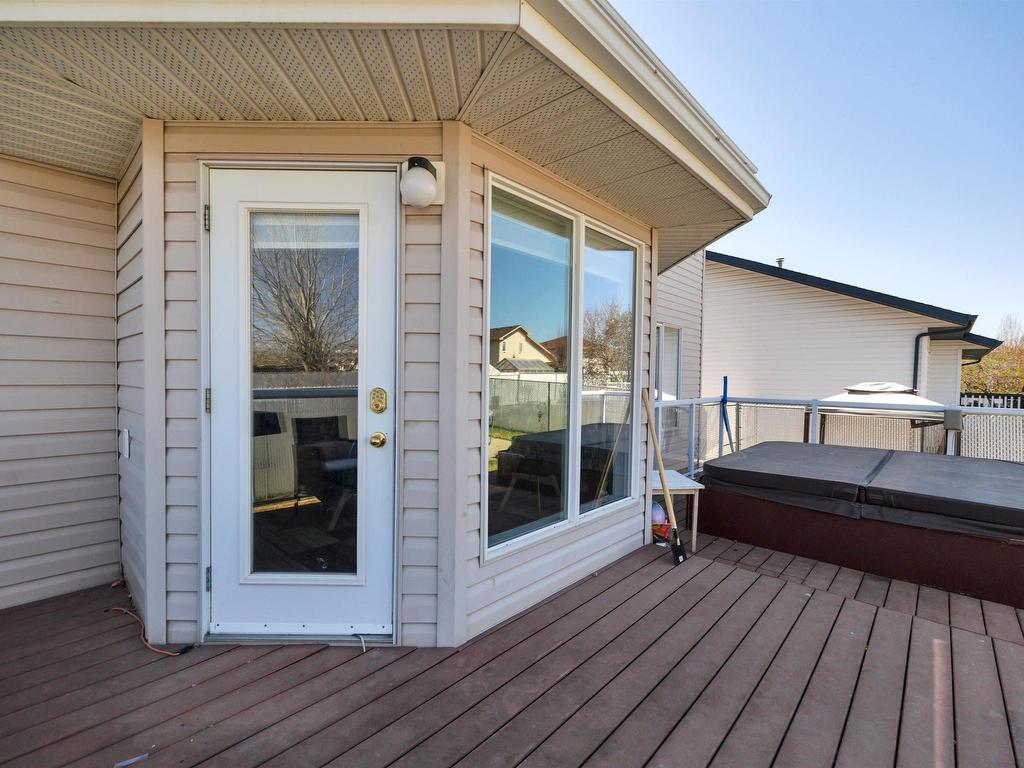 












5 BRIDGEPORT Wynd

,
Leduc,




AB
T9E 8B2

