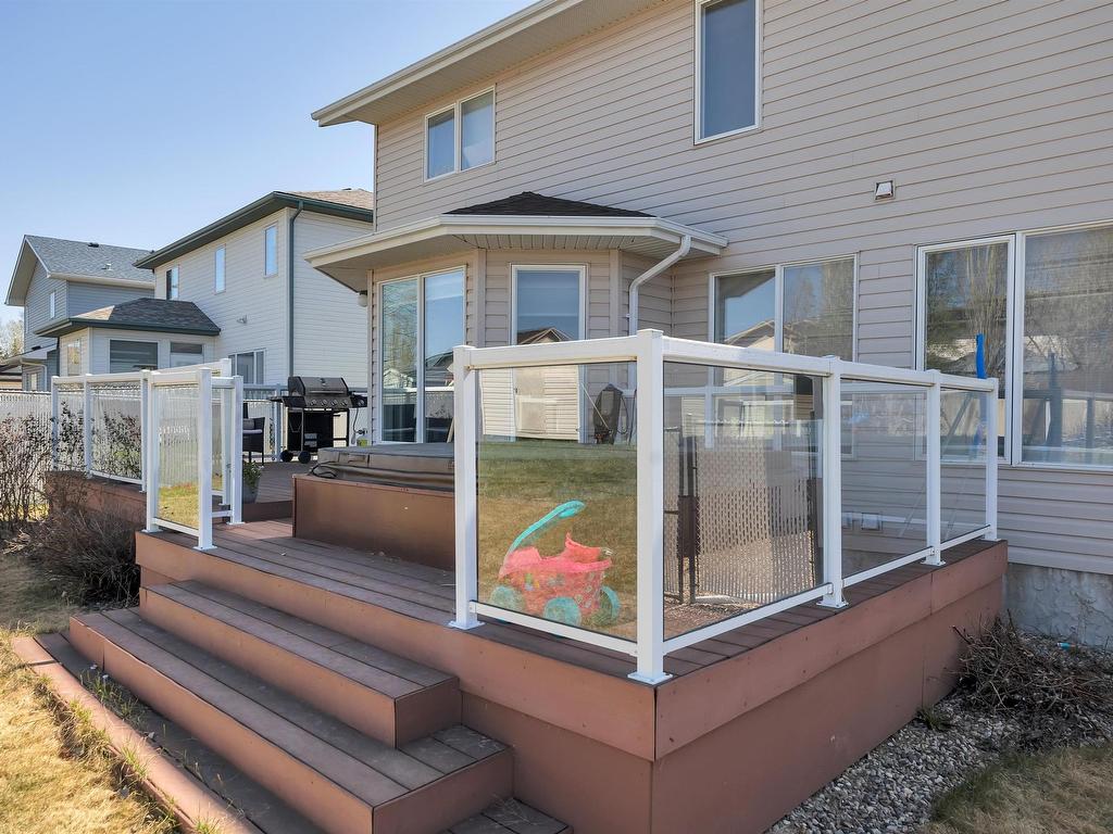 












5 BRIDGEPORT Wynd

,
Leduc,




AB
T9E 8B2

