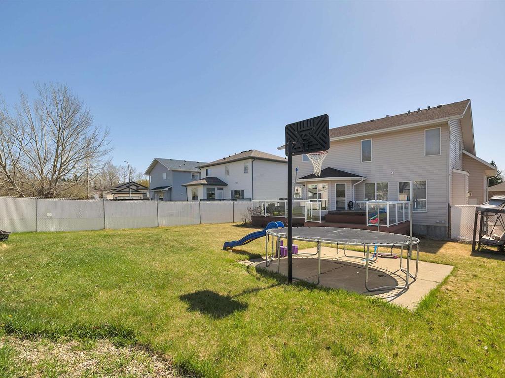 












5 BRIDGEPORT Wynd

,
Leduc,




AB
T9E 8B2

