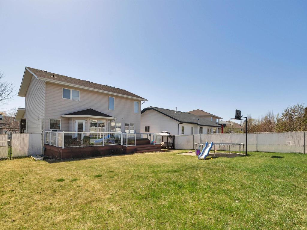 












5 BRIDGEPORT Wynd

,
Leduc,




AB
T9E 8B2

