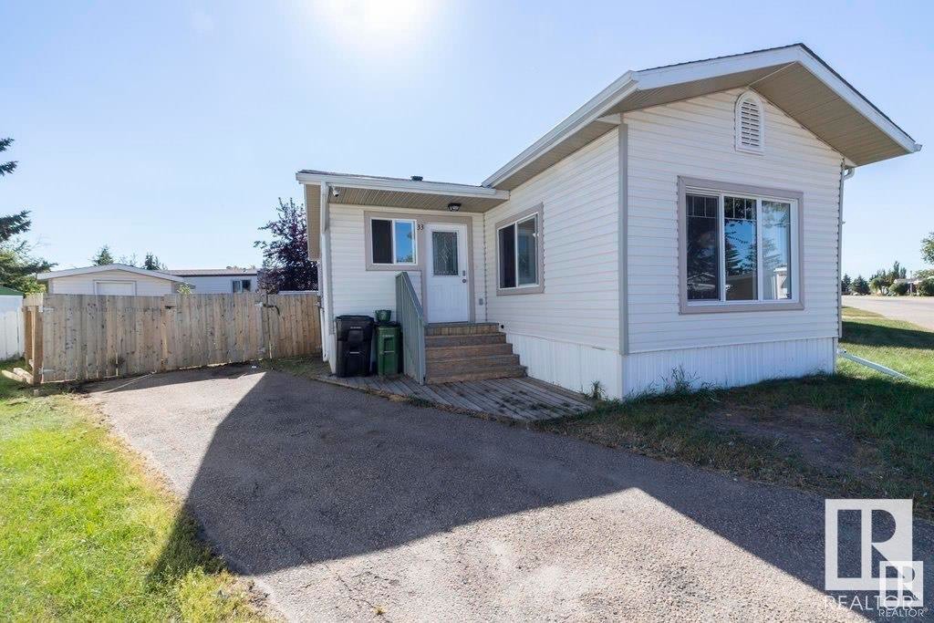 












33 West View Boulevard

,
Edmonton,




AB
T5S 1T5


