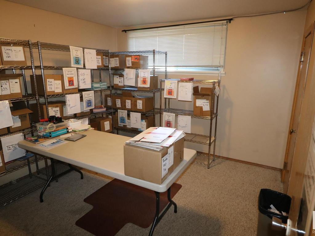 












11215 GROAT Road

,
Edmonton,




AB
T5M 3K2

