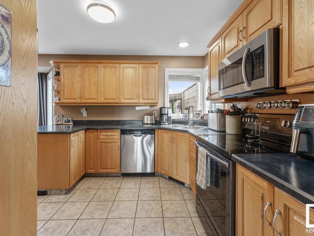 












2617 6A Avenue

,
Cold Lake,




AB
T9M 2C7

