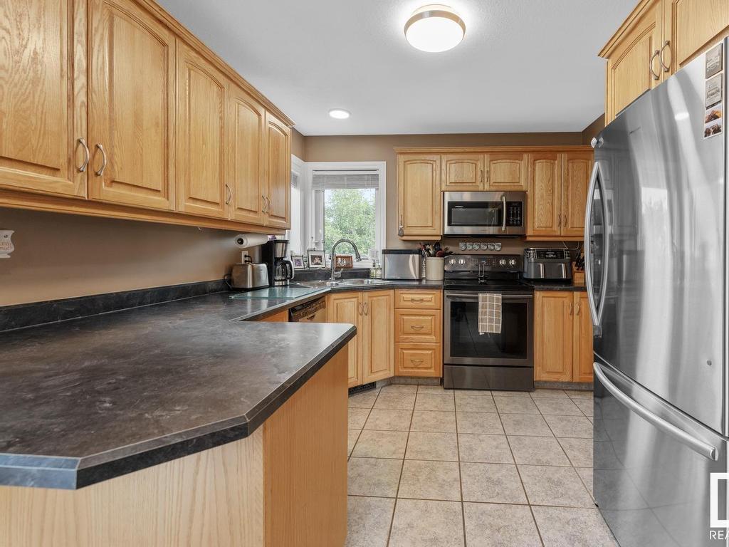 












2617 6A Avenue

,
Cold Lake,




AB
T9M 2C7

