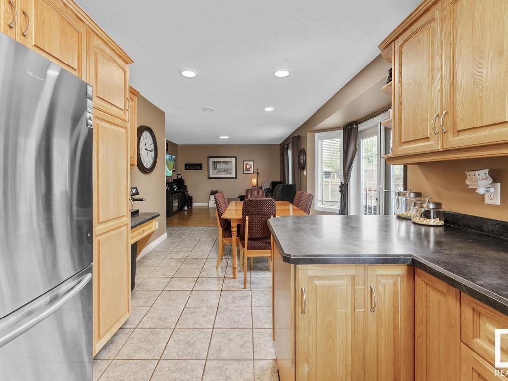 












2617 6A Avenue

,
Cold Lake,




AB
T9M 2C7


