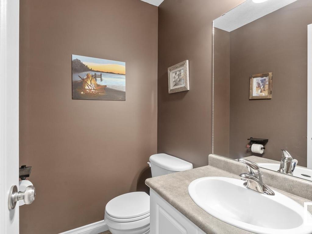 












2617 6A Avenue

,
Cold Lake,




AB
T9M 2C7


