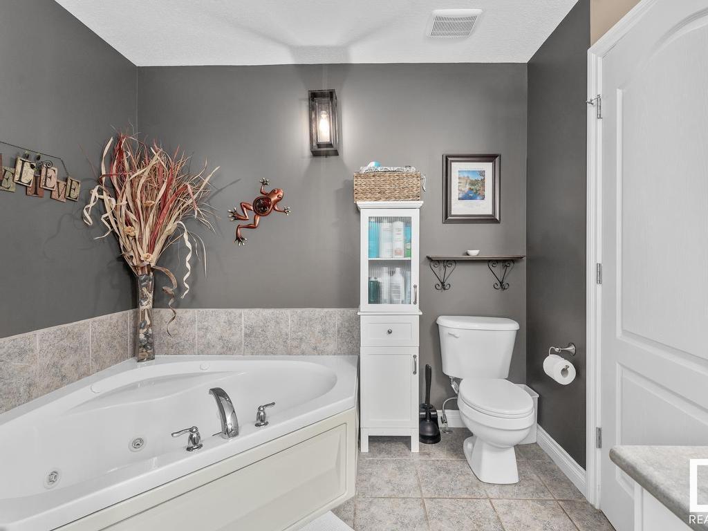 












2617 6A Avenue

,
Cold Lake,




AB
T9M 2C7

