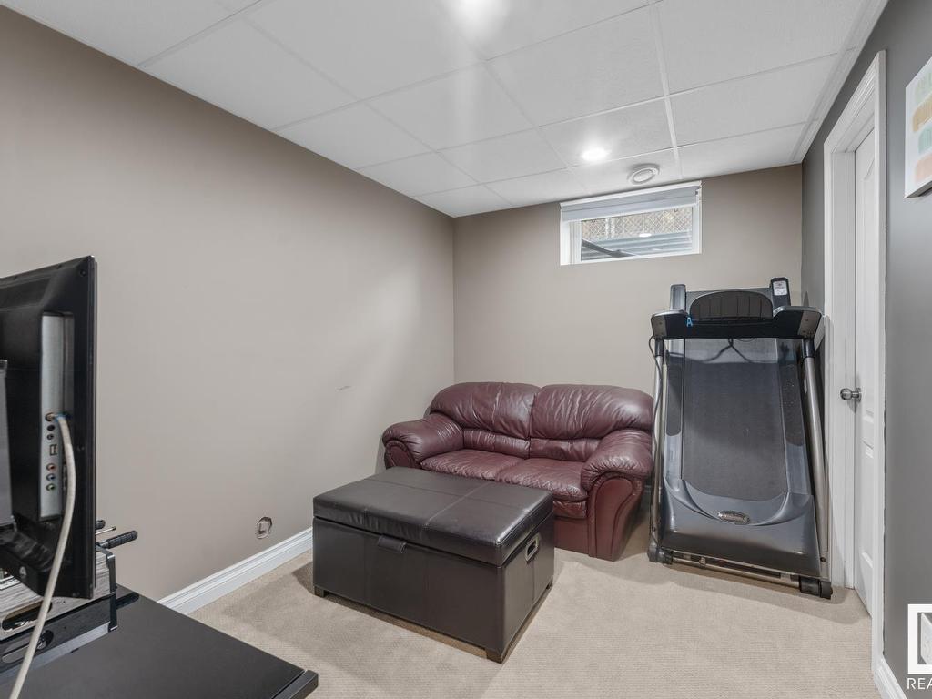 












2617 6A Avenue

,
Cold Lake,




AB
T9M 2C7

