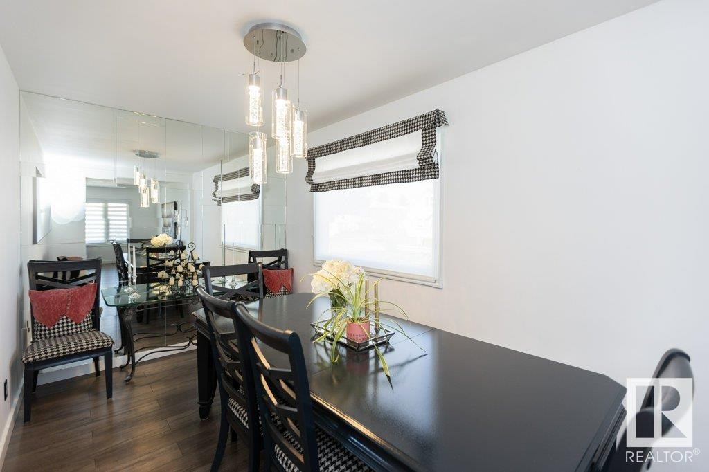 












9847 106 Street

,
Westlock,




AB
T7P 1S4

