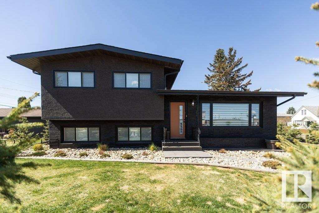 












9847 106 Street

,
Westlock,




AB
T7P 1S4


