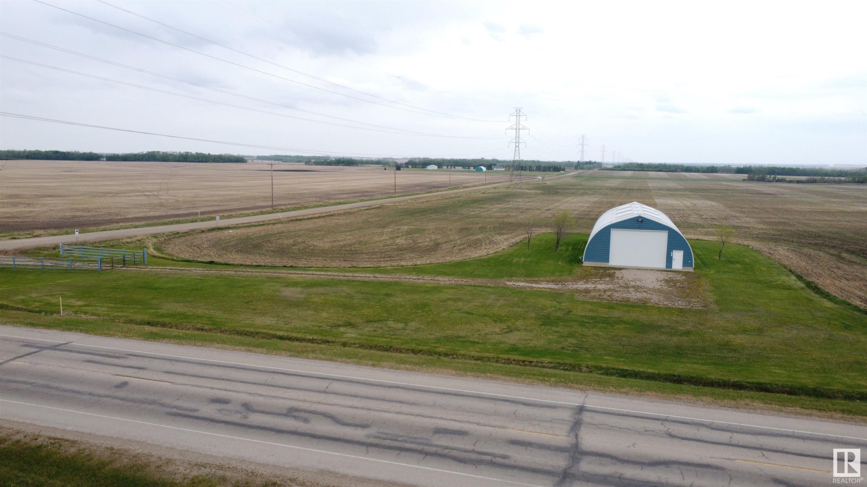 












Hwy 623 Range Road 245

,
Rural Leduc County,







AB
T9E 2X2

