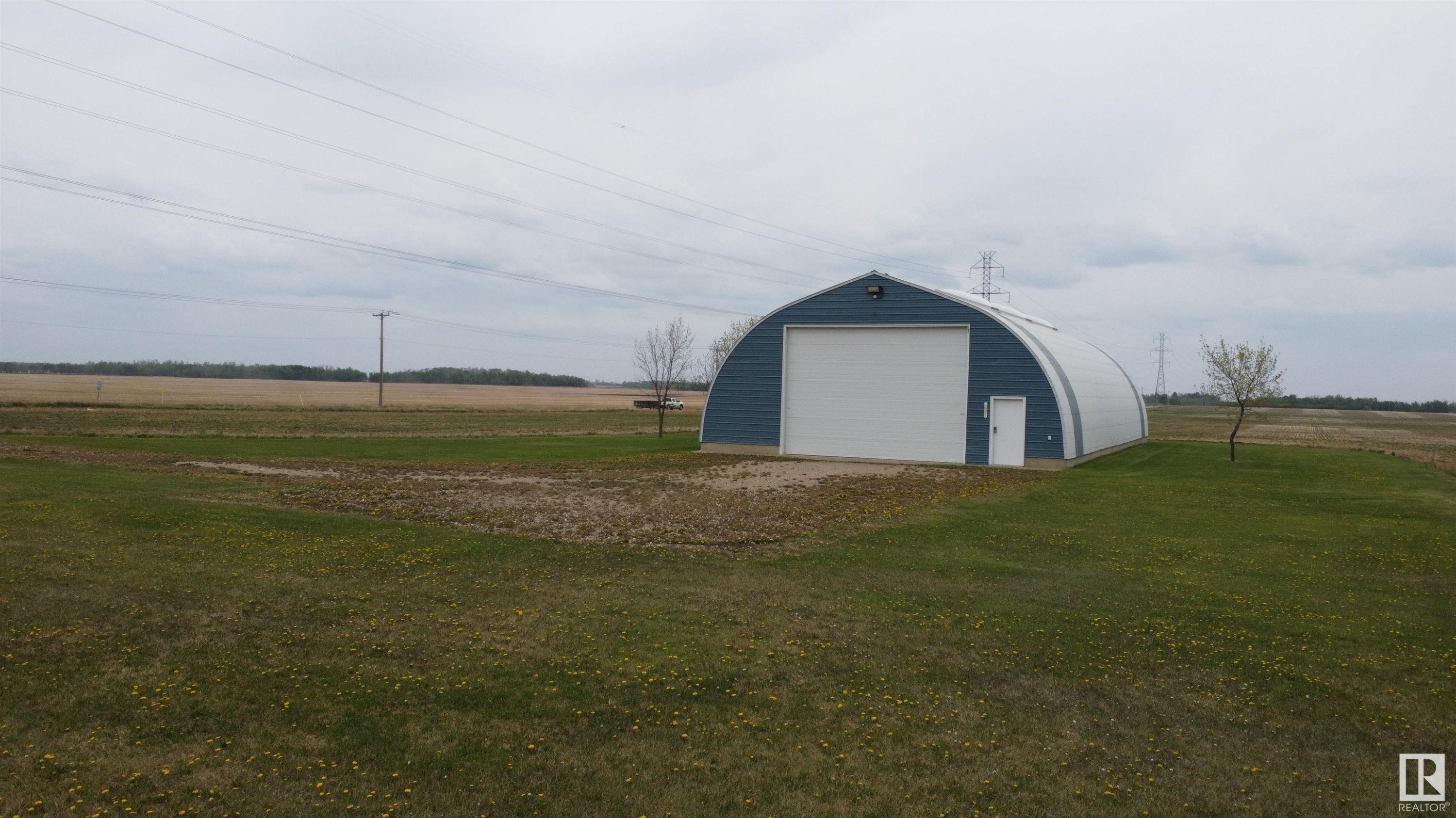 












Hwy 623 Range Road 245

,
Rural Leduc County,







AB
T9E 2X2

