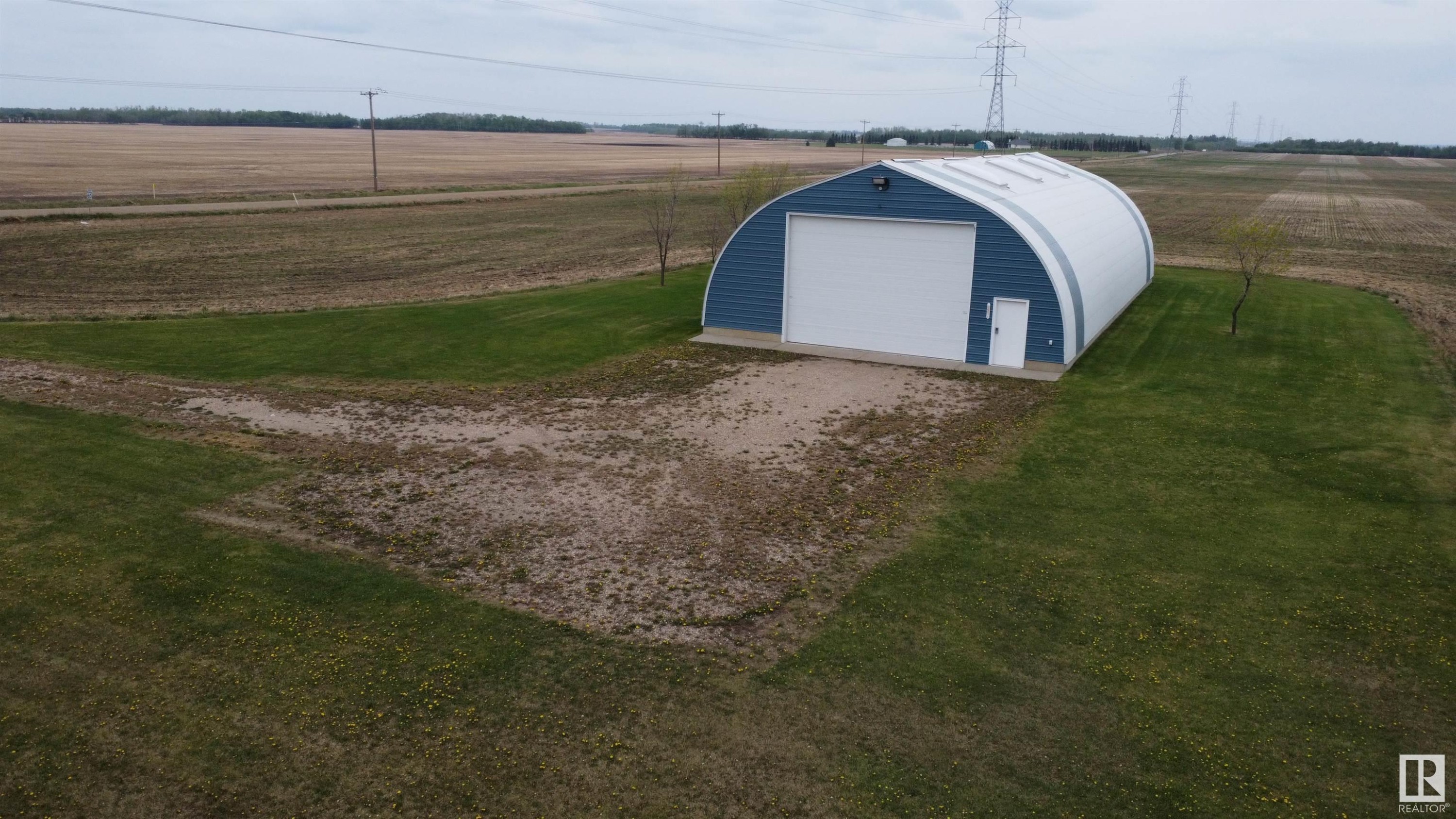 












Hwy 623 Range Road 245

,
Rural Leduc County,







AB
T9E 2X2

