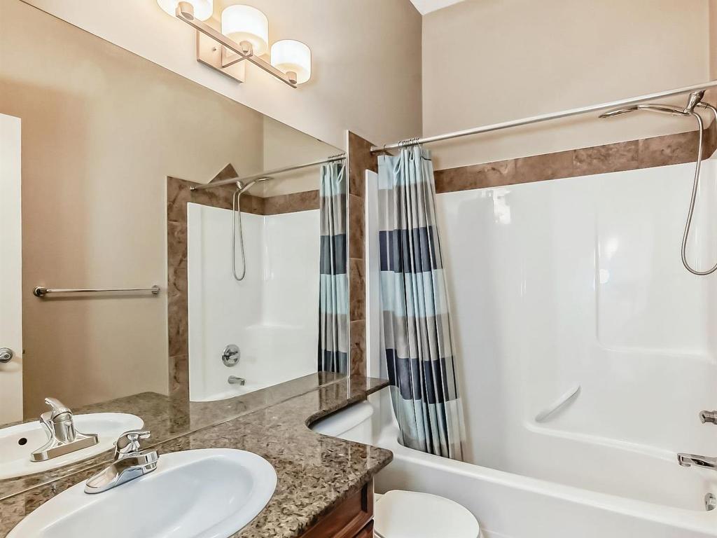 












13 12610 15 Avenue

,
Edmonton,




AB
T6W 1X1


