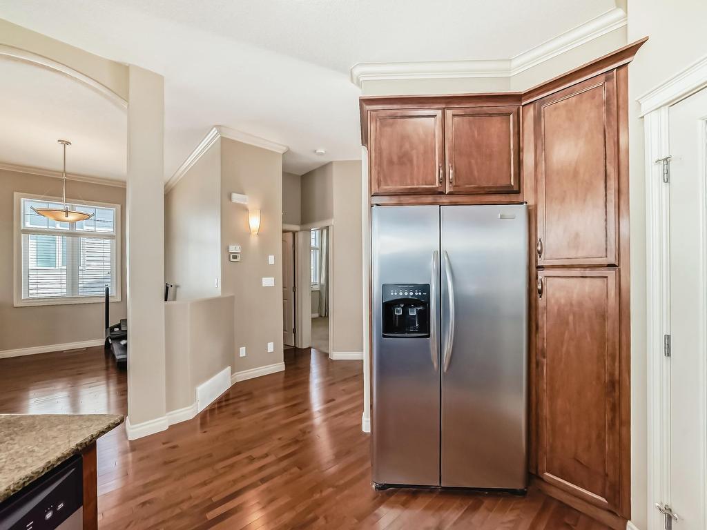 












13 12610 15 Avenue

,
Edmonton,




AB
T6W 1X1

