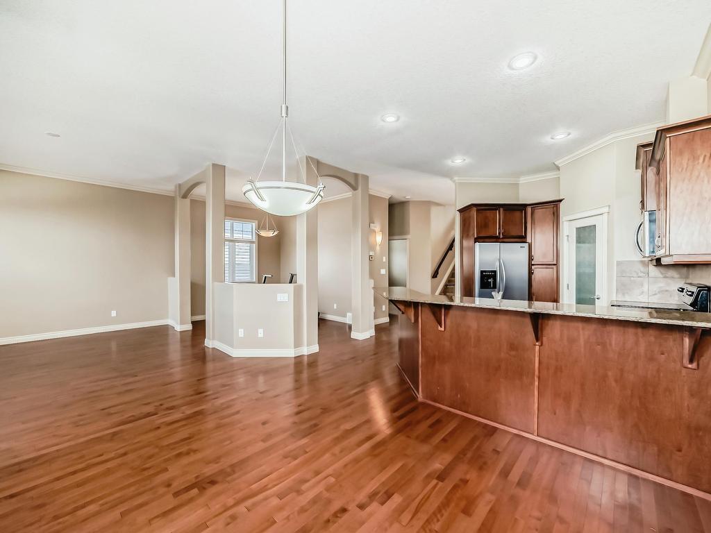 












13 12610 15 Avenue

,
Edmonton,




AB
T6W 1X1

