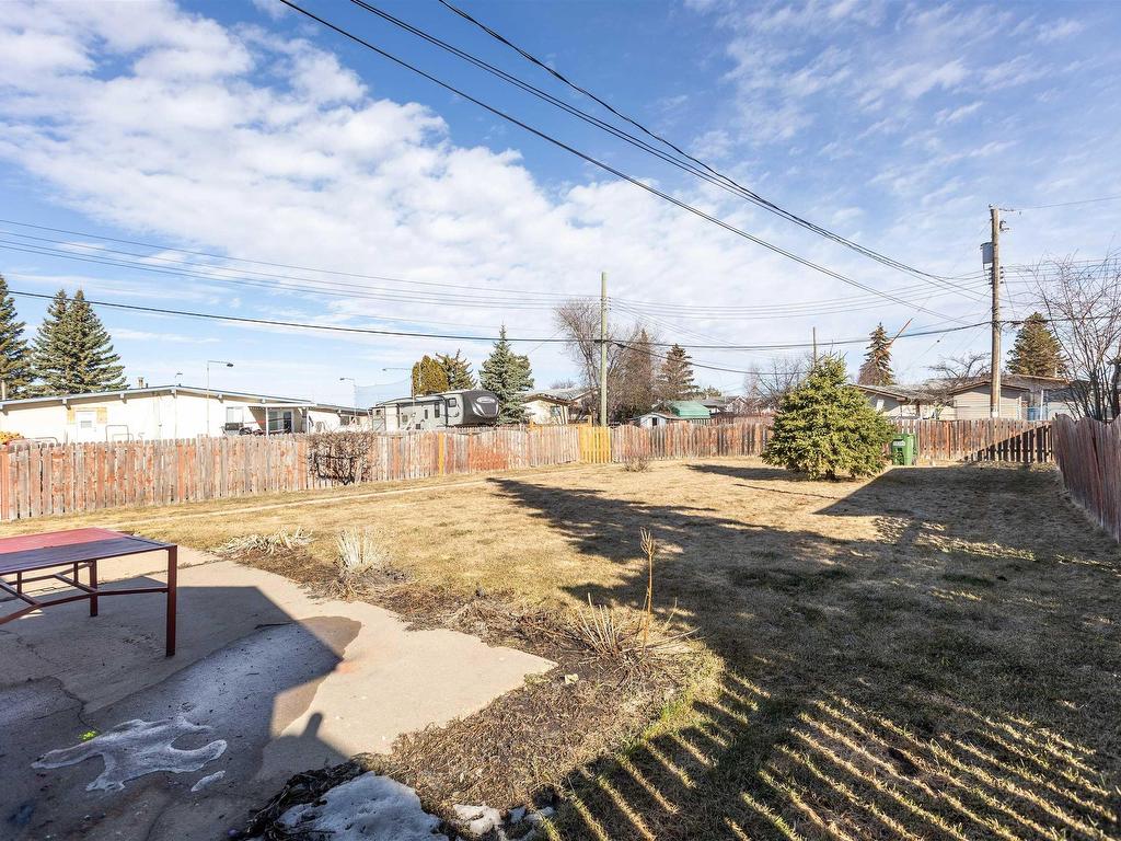 












10399 107A Avenue

,
Westlock,




AB
T7P 1J4

