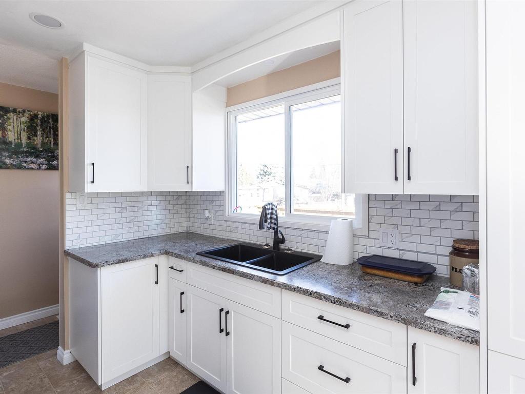 












10399 107A Avenue

,
Westlock,




AB
T7P 1J4

