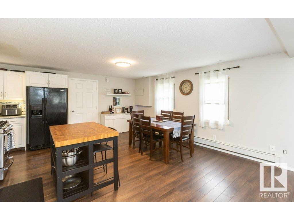 












10243 107 Street

,
Westlock,




AB
T7P 1X1


