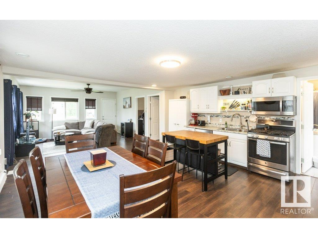 












10243 107 Street

,
Westlock,




AB
T7P 1X1

