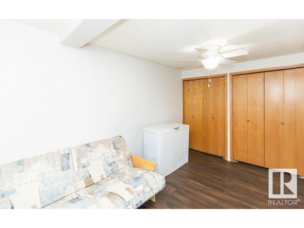 












10243 107 Street

,
Westlock,




AB
T7P 1X1

