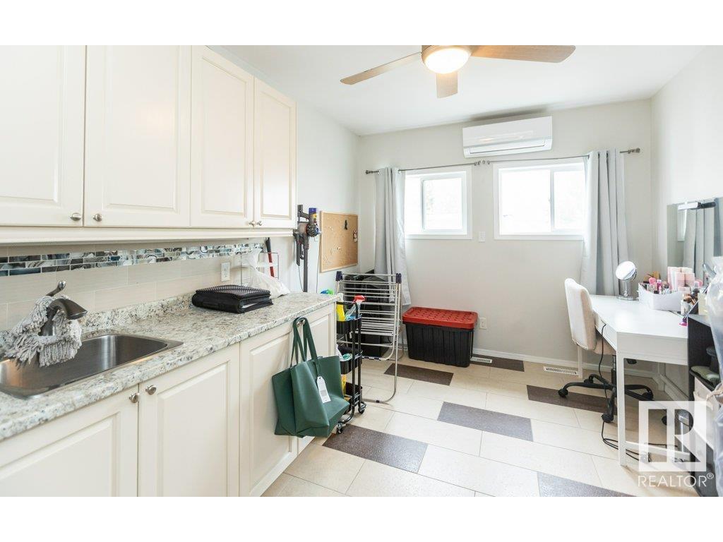 












10243 107 Street

,
Westlock,




AB
T7P 1X1

