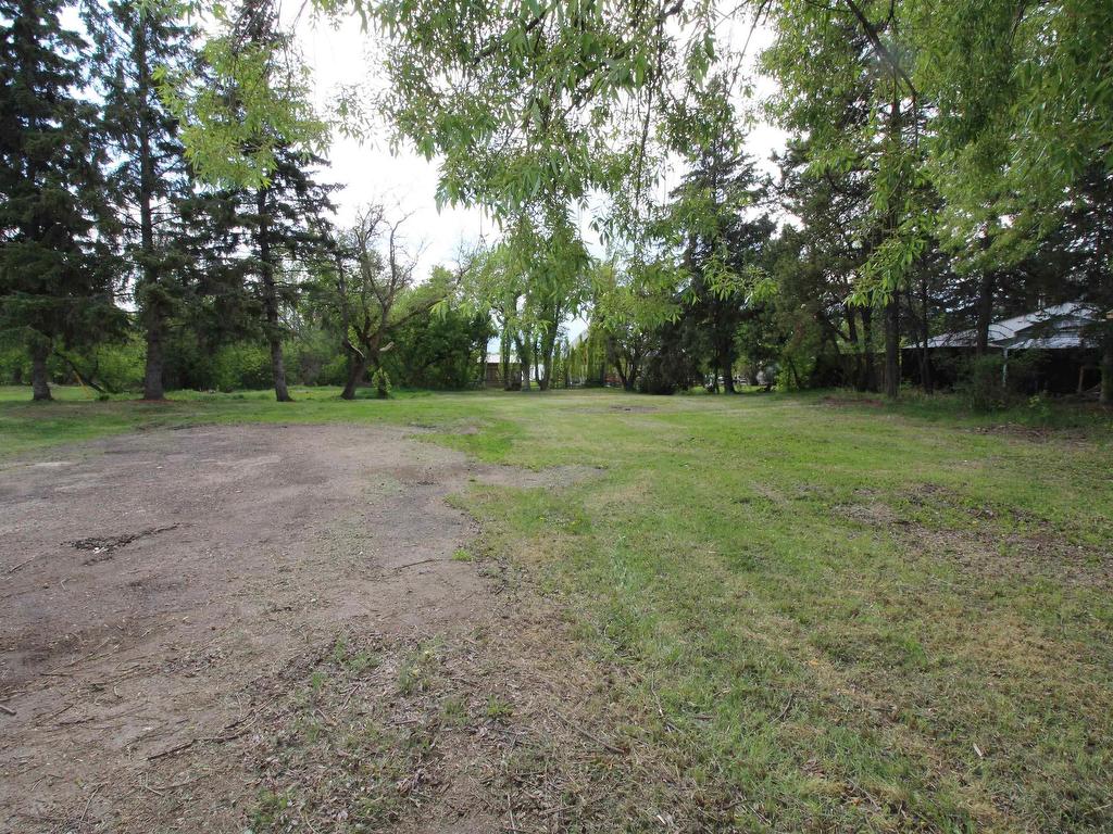 












117 57323 RR 30

,
Rural Barrhead County,







AB
T0E 1A0


