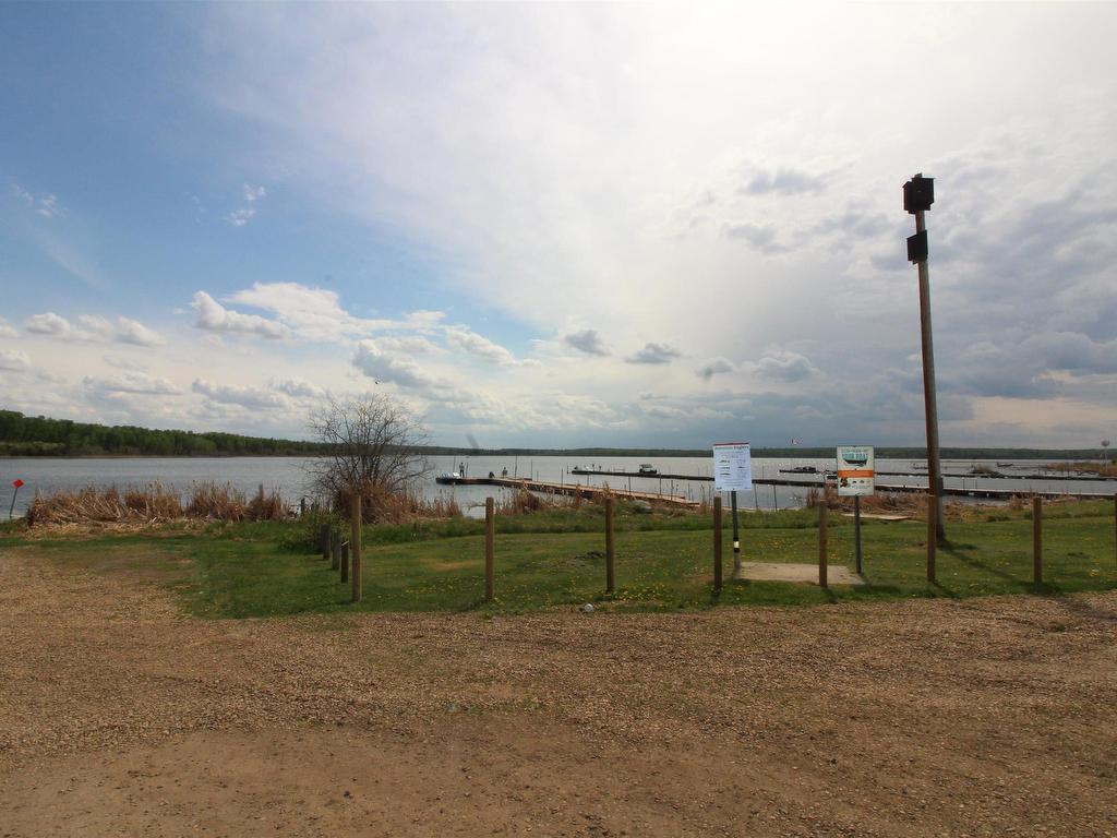 












117 57323 RR 30

,
Rural Barrhead County,







AB
T0E 1A0

