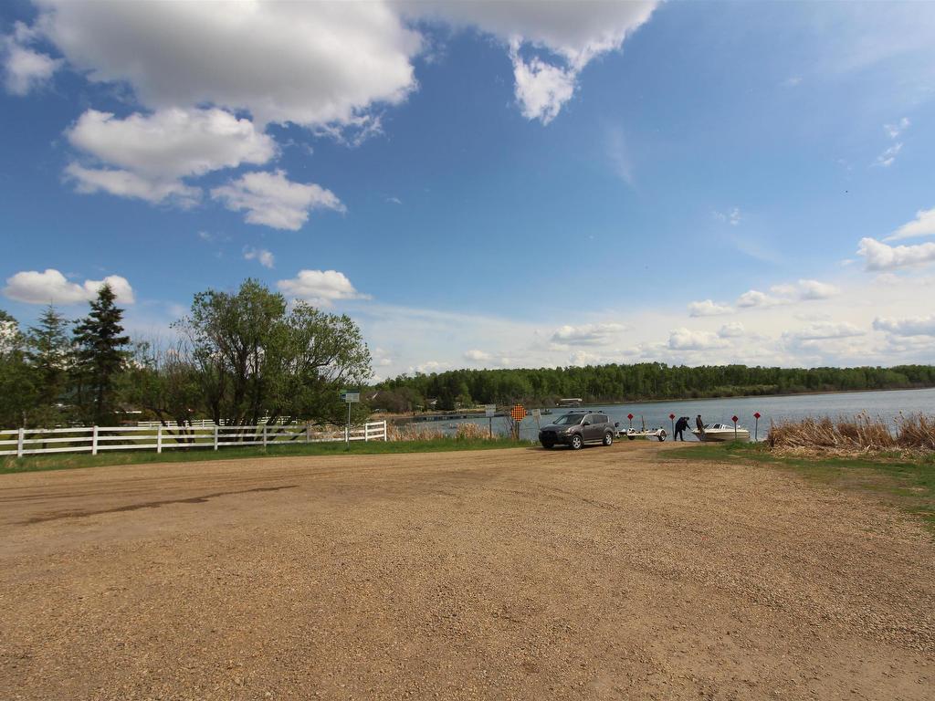 












117 57323 RR 30

,
Rural Barrhead County,







AB
T0E 1A0

