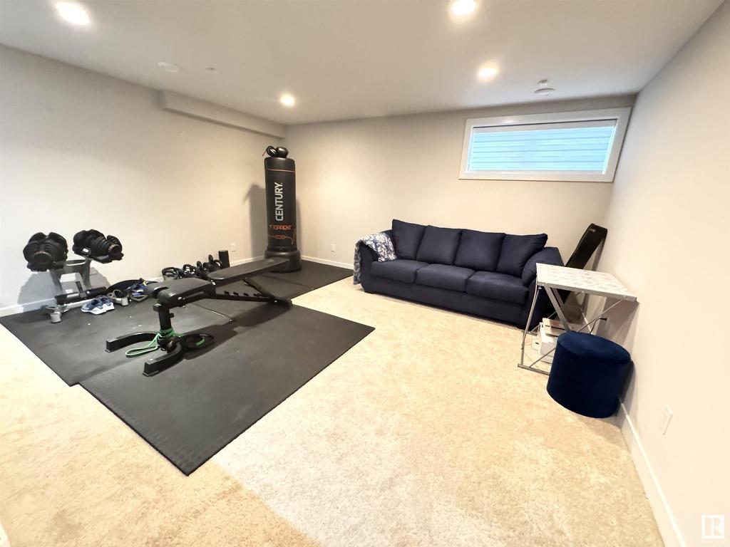 












9923 145 Avenue

,
Edmonton,




AB
T5E 6M2

