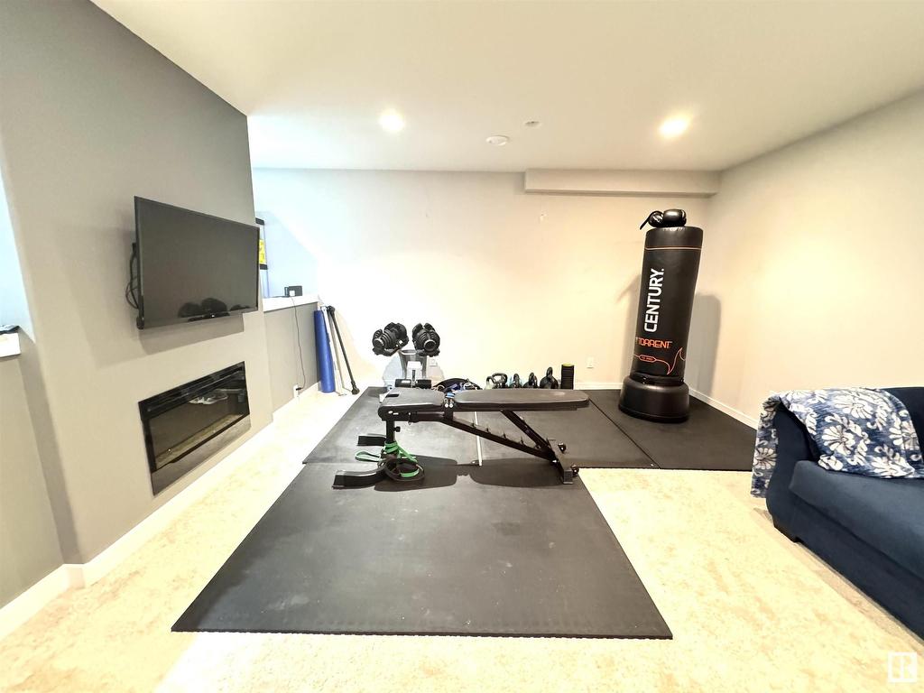 












9923 145 Avenue

,
Edmonton,




AB
T5E 6M2

