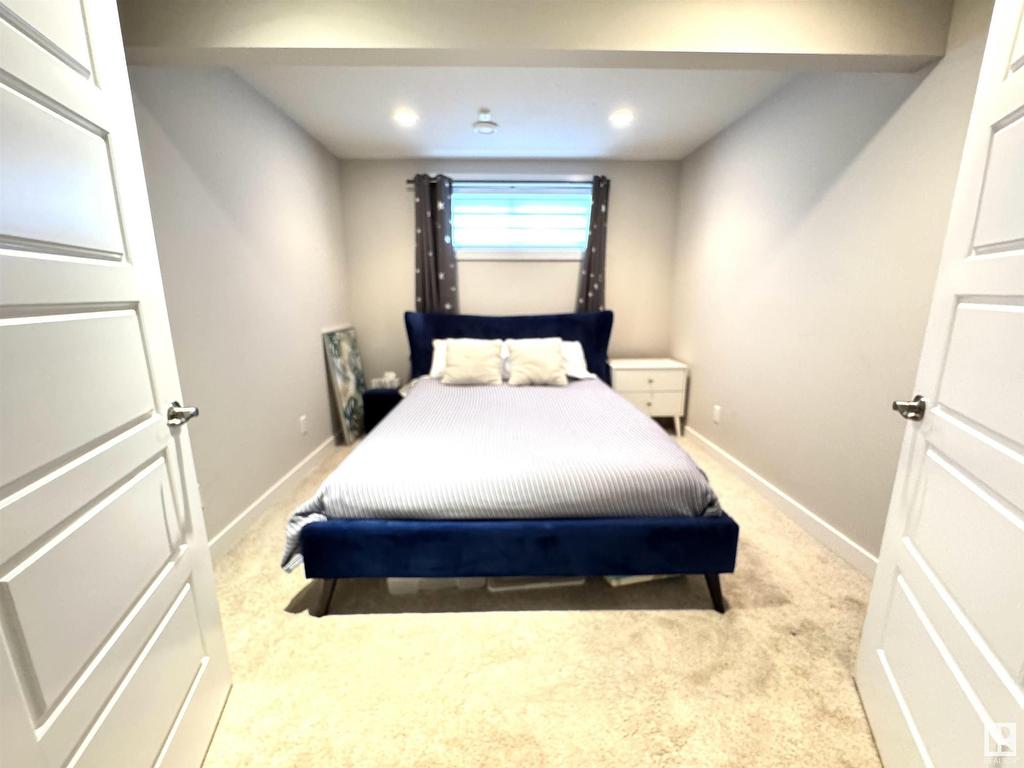 












9923 145 Avenue

,
Edmonton,




AB
T5E 6M2

