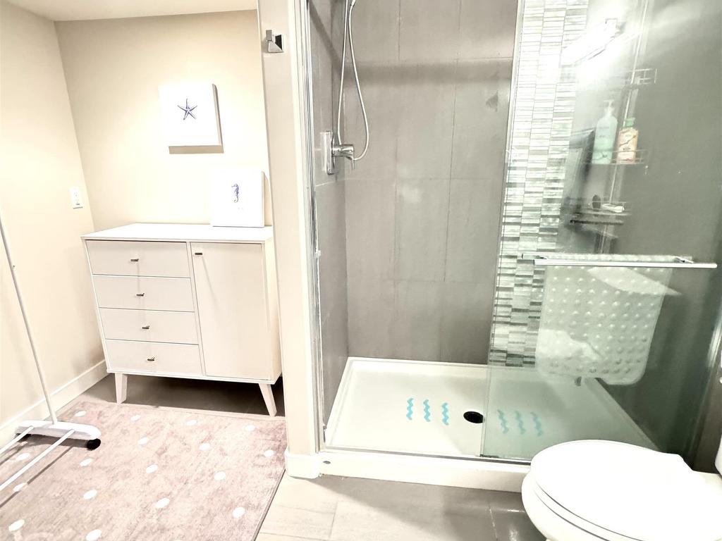 












9923 145 Avenue

,
Edmonton,




AB
T5E 6M2


