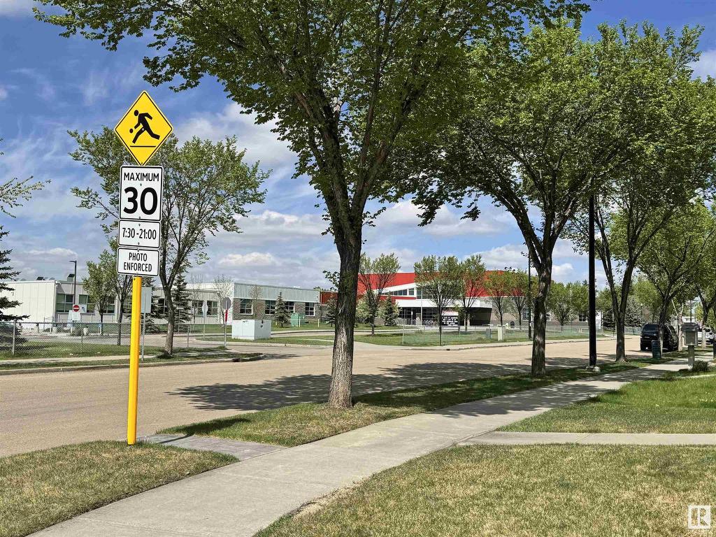 












9923 145 Avenue

,
Edmonton,




AB
T5E 6M2

