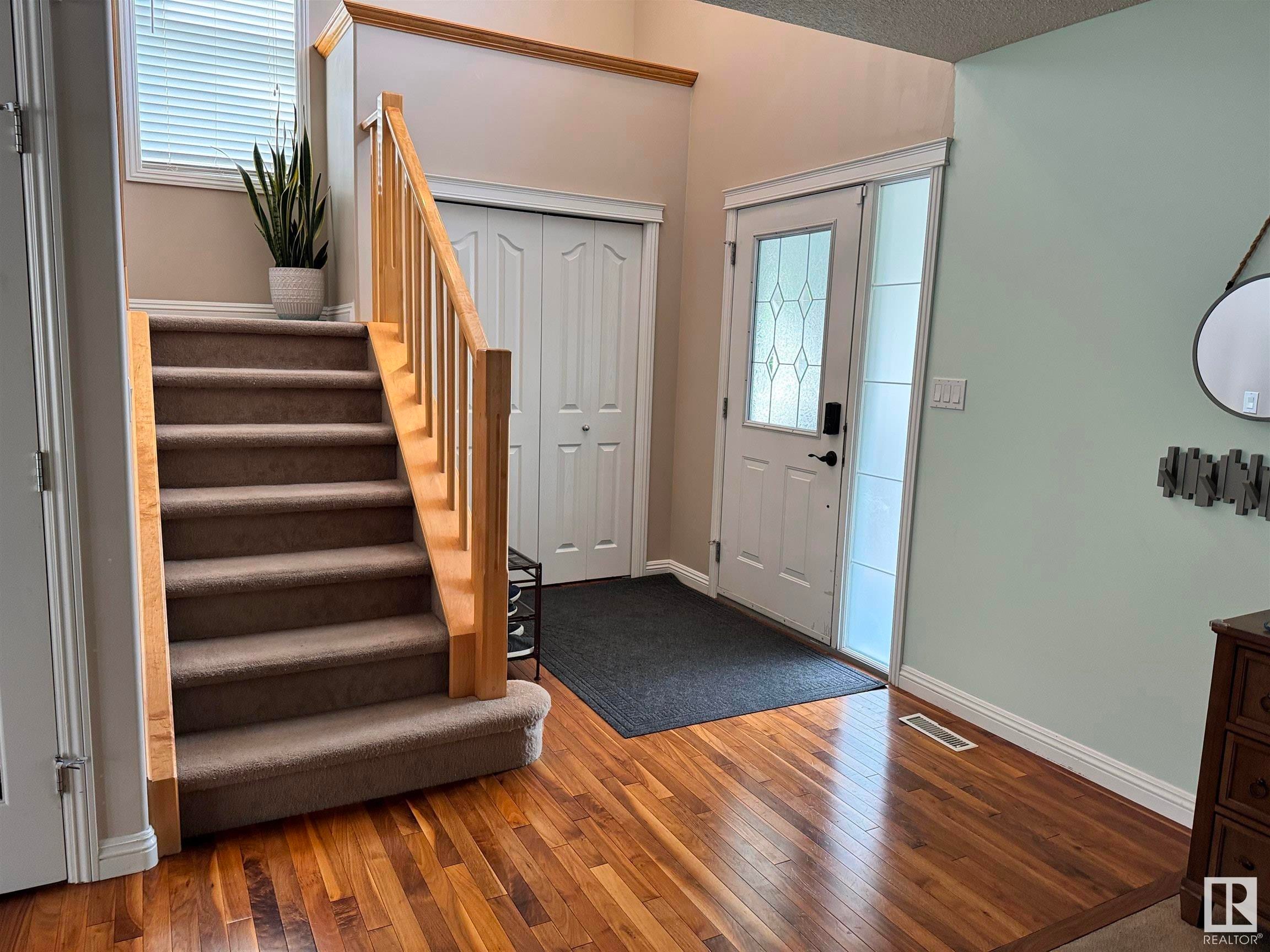 












9923 145 Avenue

,
Edmonton,




AB
T5E 6M2

